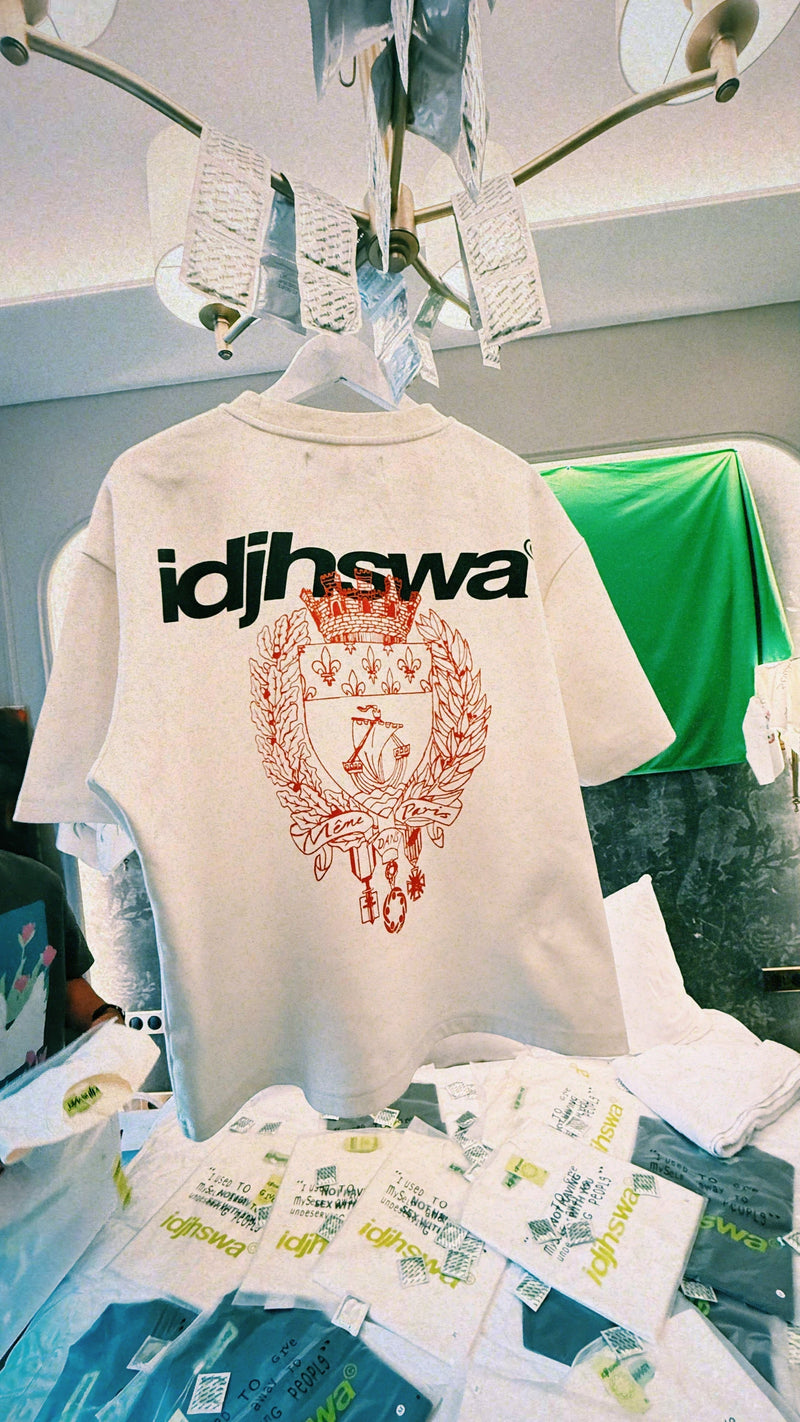 IDJHSWA in Paris : Our own Showroom.. - @HELLOGBENGA